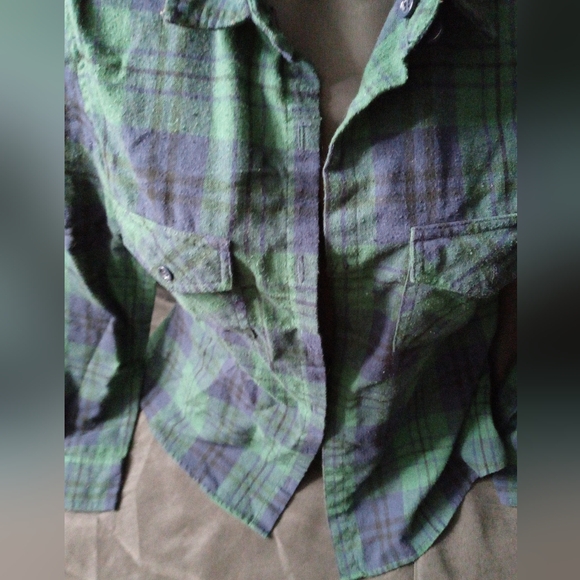 Green plaid shacket sz sm - Picture 3 of 5